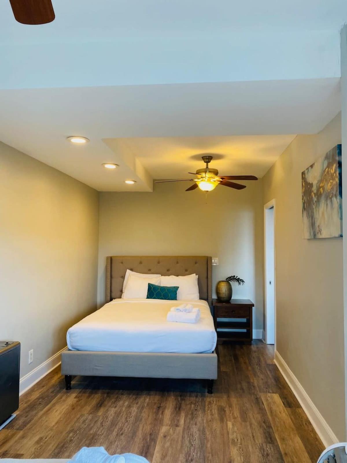 Downtown ! King Bed 24 Concierge! Onsite Parking Lm903 Apartment Atlanta Bagian luar foto